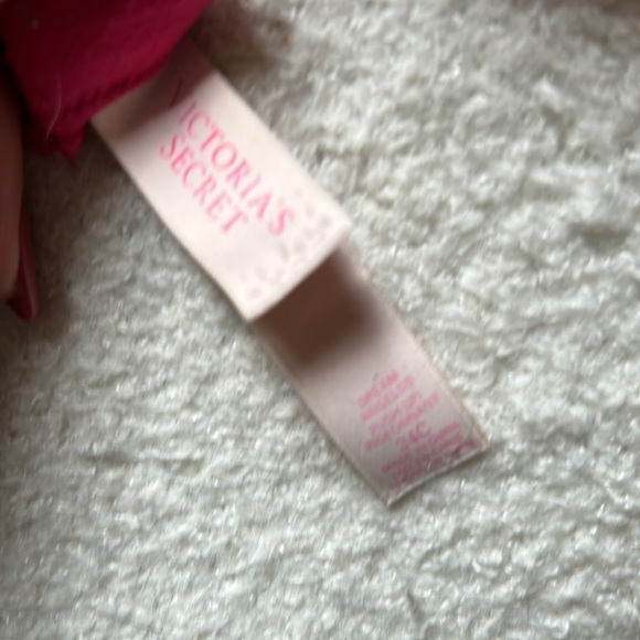 Victoria’s Secret Push Up Bra - Picture 2 of 2